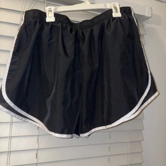 Nike Dri- Fit Women's Black Running Shorts Size XXL - Picture 5 of 6